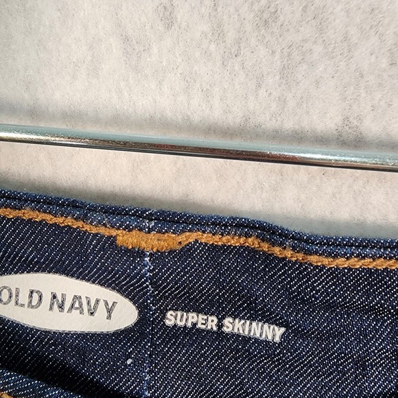 Old Navy SUPER SKINNY Women's Jeans NWOT Size 24 Plus with Stretch Denim - Picture 5 of 10